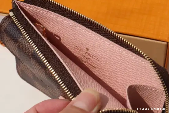 Official oldcobbler HOLDER LOUIS VERSO RECTO CARD VUITTON 0521